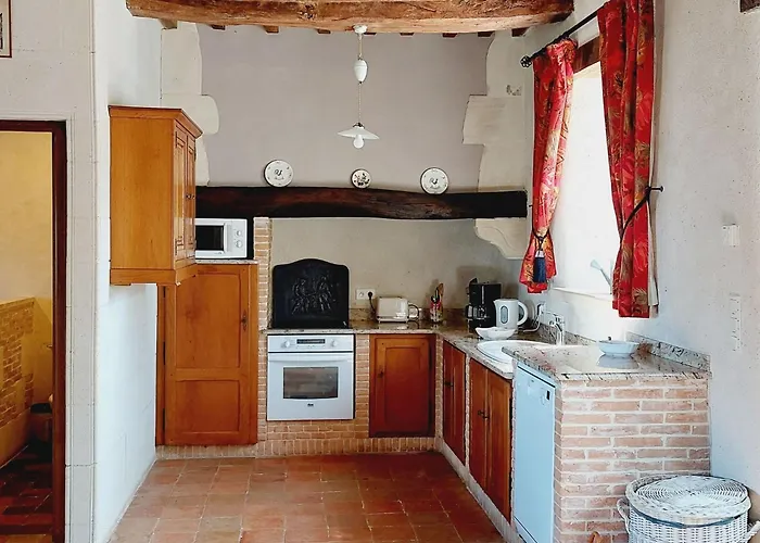 Le Domaine Des Roseraies- Les Roseraies By Interhome *