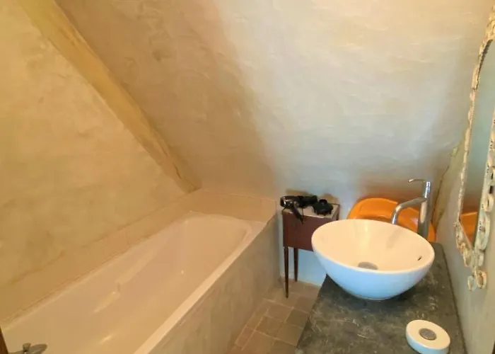 Le Domaine Des Roseraies- Les Roseraies By Interhome * Monfréville