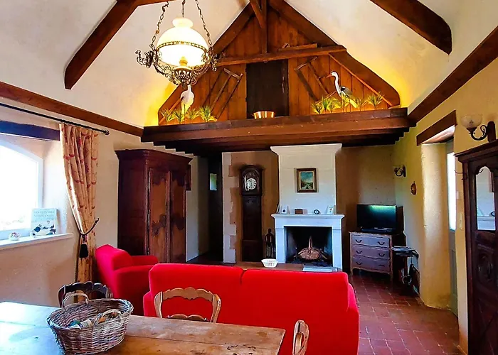 Le Domaine Des Roseraies- Les Roseraies By Interhome